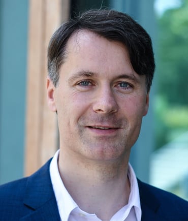 Pfarrer Römisch